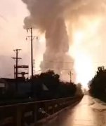 河南登封一工厂爆炸,视频中男子惊呼“我的天呐”